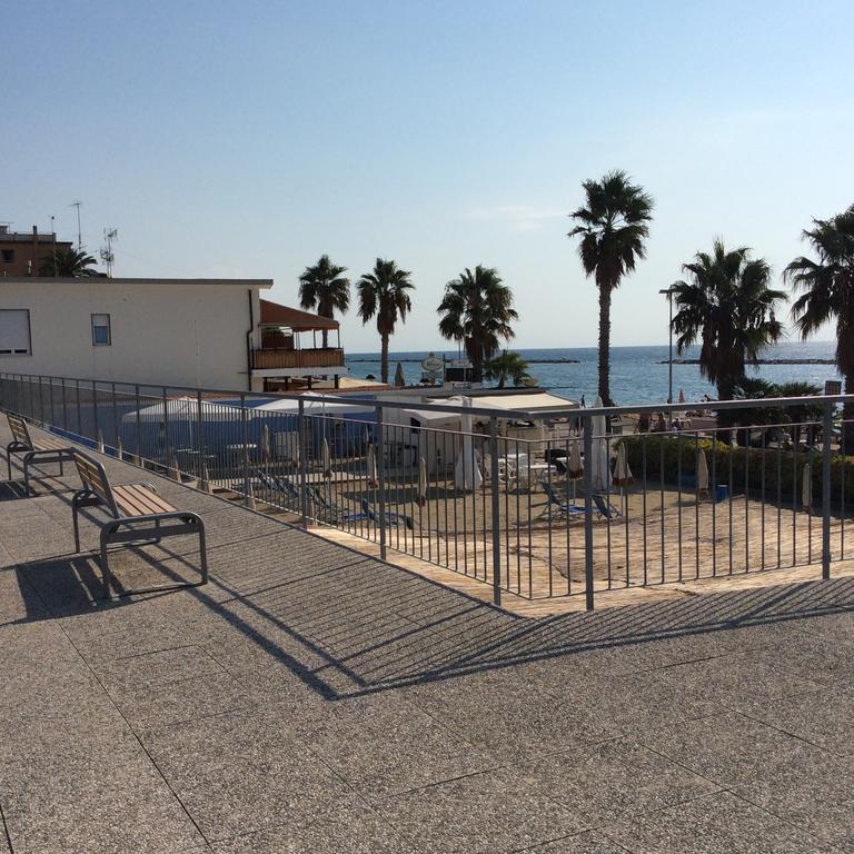 Hotel Villa San Giuseppe San Bartolomeo Al Mare Ngoại thất bức ảnh