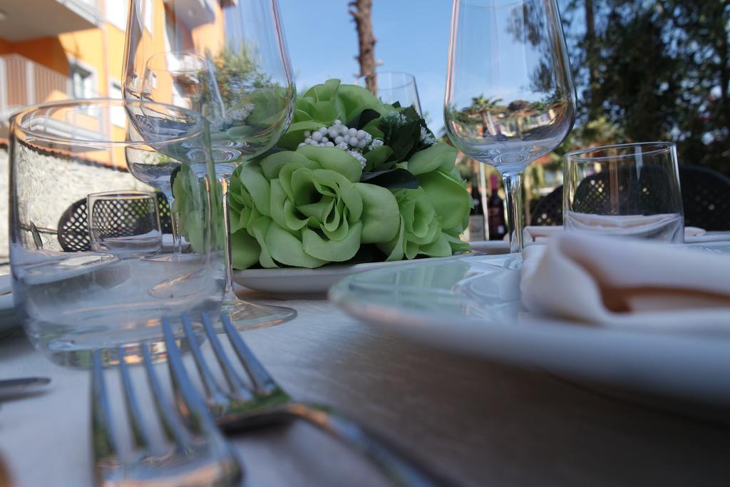 Hotel Villa San Giuseppe San Bartolomeo Al Mare Ngoại thất bức ảnh