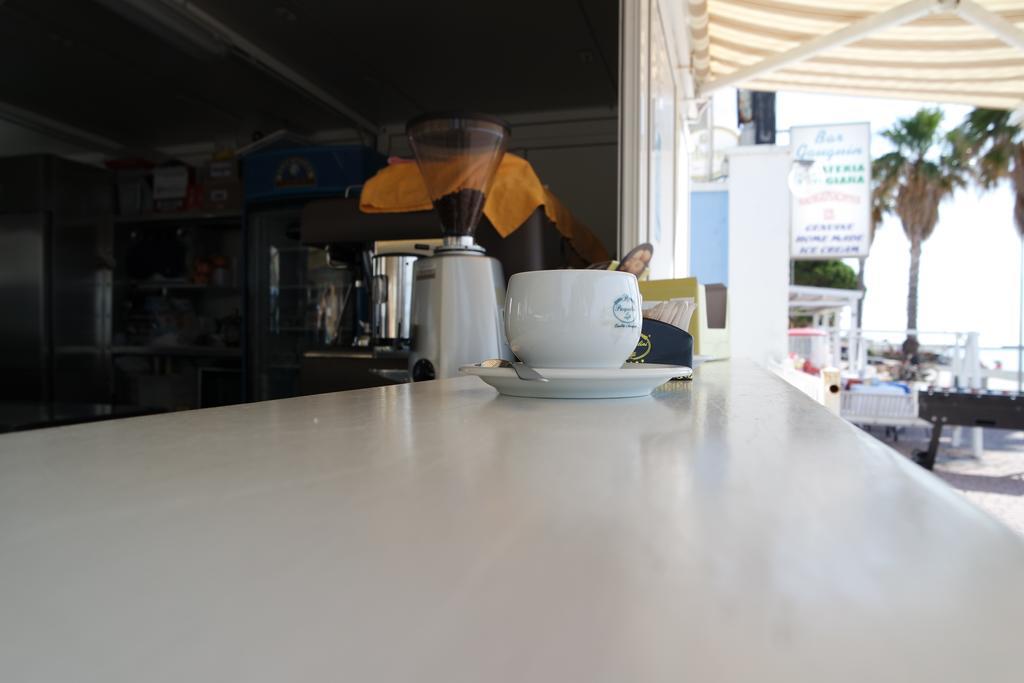 Hotel Villa San Giuseppe San Bartolomeo Al Mare Ngoại thất bức ảnh