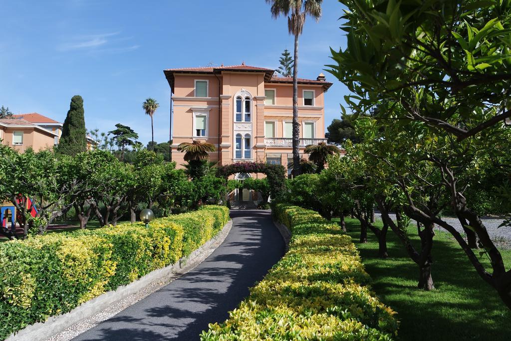 Hotel Villa San Giuseppe San Bartolomeo Al Mare Ngoại thất bức ảnh