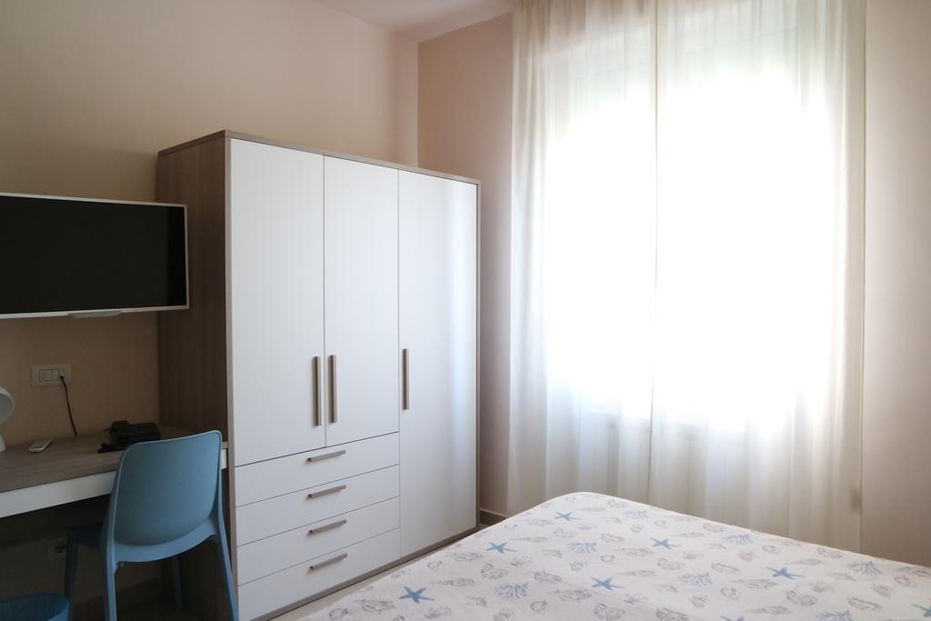 Hotel Villa San Giuseppe San Bartolomeo Al Mare Ngoại thất bức ảnh